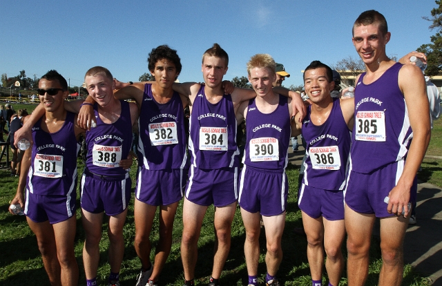 NCS XC D2 Boys-114.JPG - 2009 North Coast Section Cross Country Championships, Hayward High School, Hayward, California